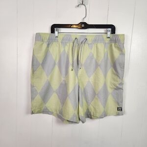 Billabong Mens 7" Swim Trunks Shorts Elastic Waist Yellow Size XXL Vacation